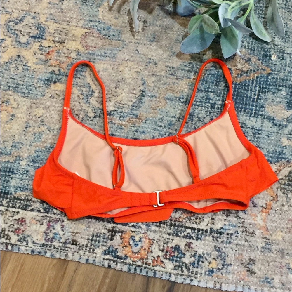 ON Ruffle Bikini Top - Picture 2 of 3